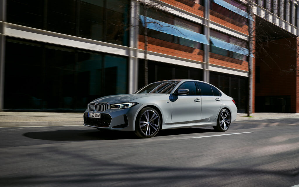 BMW 3er Limousine auf Straße